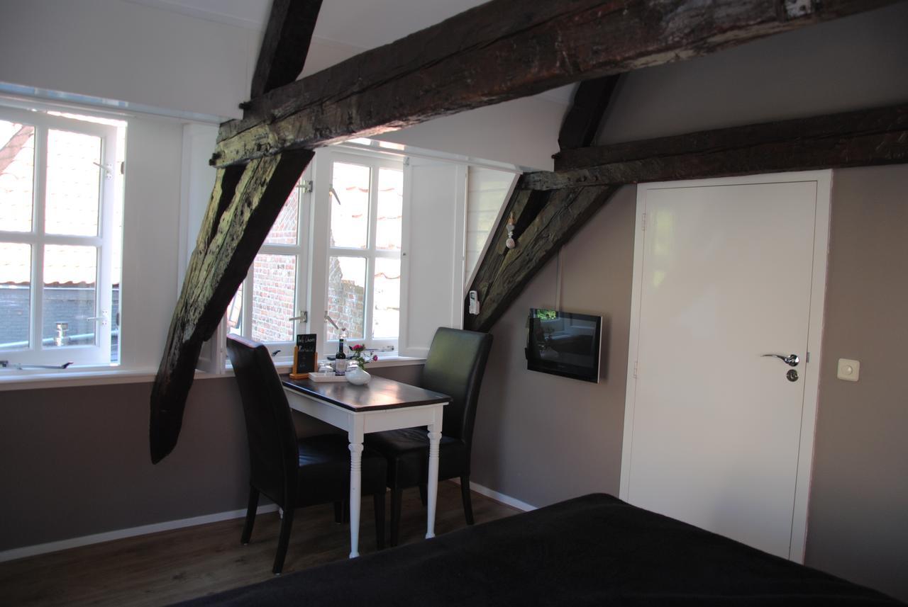 Bed & Breakfast Adrichem En Scherpenseel Middelbourg Extérieur photo
