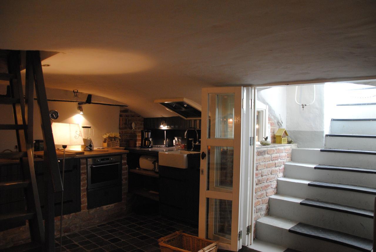 Bed & Breakfast Adrichem En Scherpenseel Middelbourg Extérieur photo